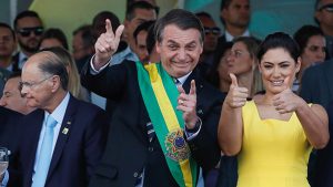 Autoritarismo e os retrocessos no respeito aos direitos humanos
