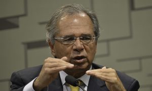 Oposição vai pedir investigação de Paulo Guedes e sua empresa em paraíso fiscal