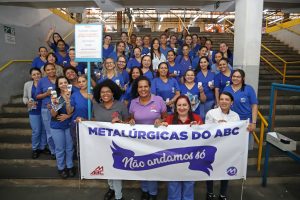 Coletivo realiza rodas de conversa com trabalhadoras na Apis Delta e na Metaltork