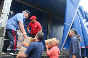 Trabalhadores na Rassini enviam doações às vítimas da maior tragédia climática no Sul do país