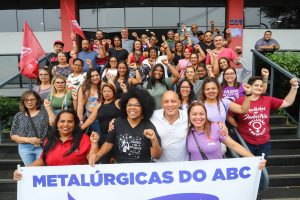 Comissão das Metalúrgicas do ABC reforça luta por respeito e igualdade no ato de 8 de Março