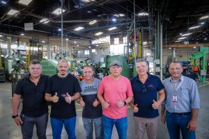 Visita à Metaltork fortalece mobilização na base e abre espaço para discutir políticas industriais
