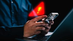 Fique esperto: não caia em golpes e “fake news”