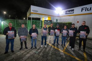 ‘Tribuna na Mão’ na Parker com o projeto A Retomada. Luta segue nas ruas hoje pelas pautas da classe trabalhadora