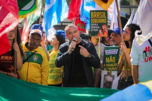 Metalúrgicos do ABC participam de ato em defesa da soberania nacional