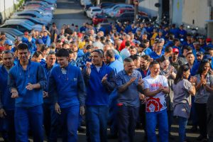 Apesar da elite do atraso, o Brasil caminha para frente