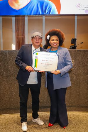 Câmara Municipal homenageia presidente do Sindicato como cidadão de São Bernardo