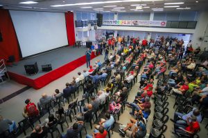 Encontro de gerações celebra 43 anos da Comissão de Fábrica dos trabalhadores na Volks, símbolo de resistência e democracia