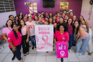 Trabalhadoras na Revoluz participam de roda de conversa sobre Outubro Rosa
