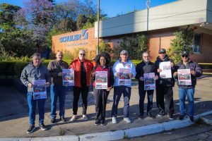 Sindicato leva informação e escuta ativa aos trabalhadores na Prensas Schuler com Tribuna na Mão