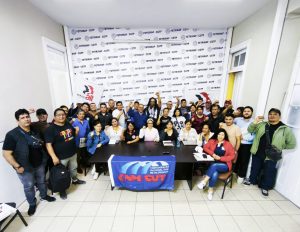 Sindicato reforça laços internacionais em debate sobre negociação coletiva no Peru