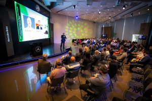 Sindicato integra evento na Mercedes sobre sustentabilidade e descarbonização