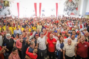 Plenária no Sindicato reafirma trabalho como eixo central do desenvolvimento nacional