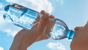 Quantos litros de água você precisa tomar por dia?