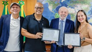 Metalúrgicos do ABC celebram primeiro holerite com IR Zero em Brasília